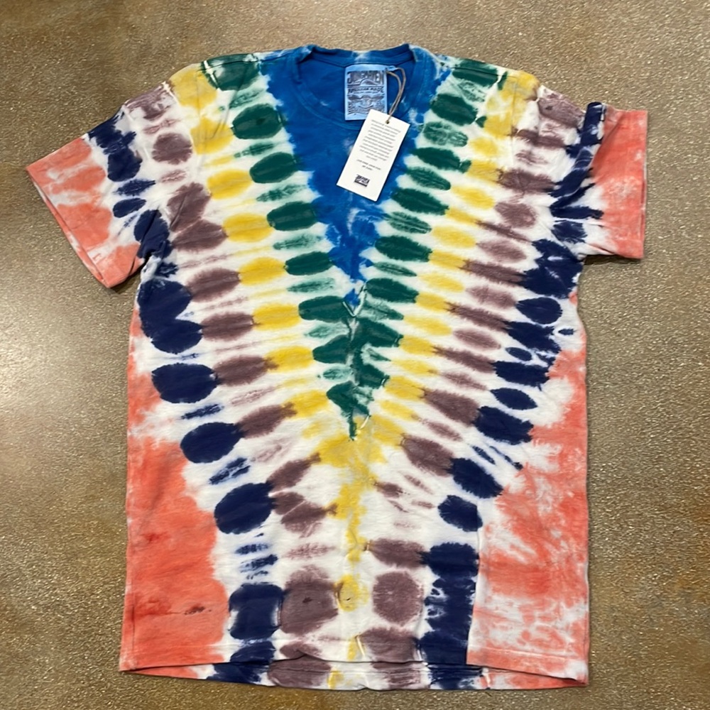 Wave Jung Tee